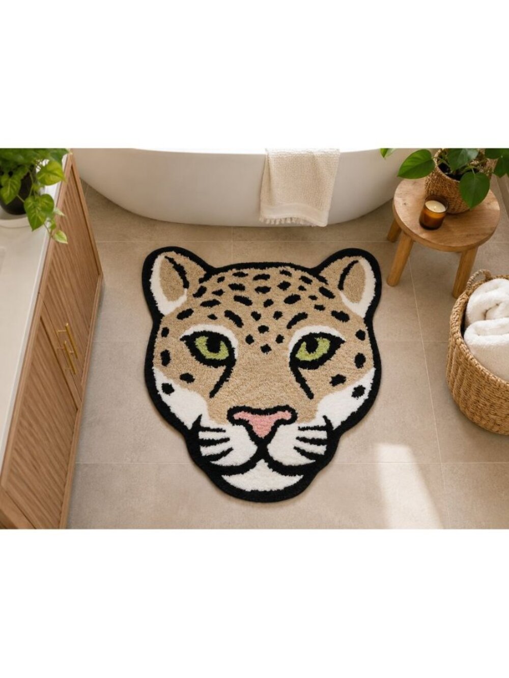 New Animal Cheetah Head Micorfiber Bathroom Bath Rug 26 in X 26 in Rubber Bottom